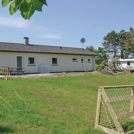Prázdninový dům Four-bedroom Holiday In